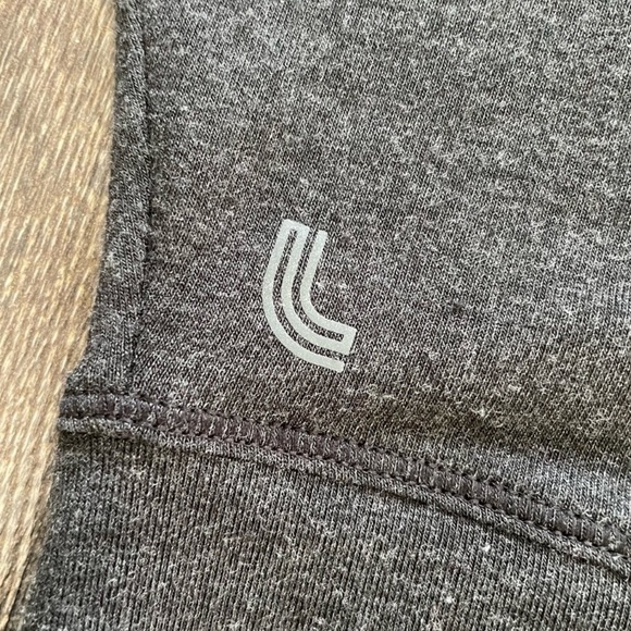 Lolë Extra Soft Top - Picture 2 of 6